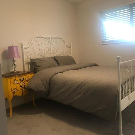 Large Suite With Separate Bathroom Richmond Extérieur photo