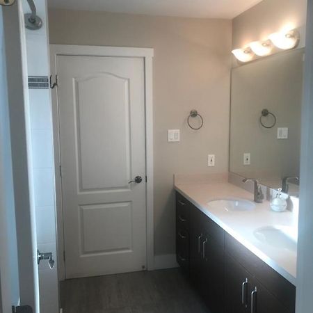 Large Suite With Separate Bathroom Richmond Extérieur photo